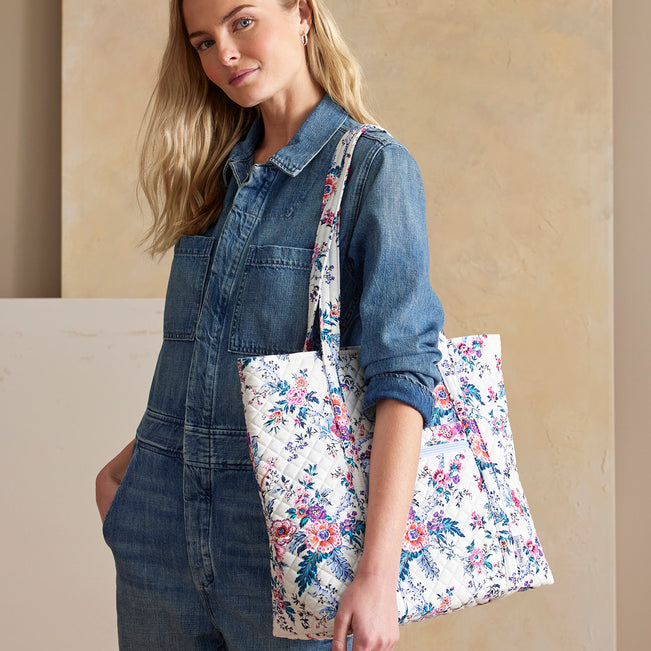Vera Tote Bag