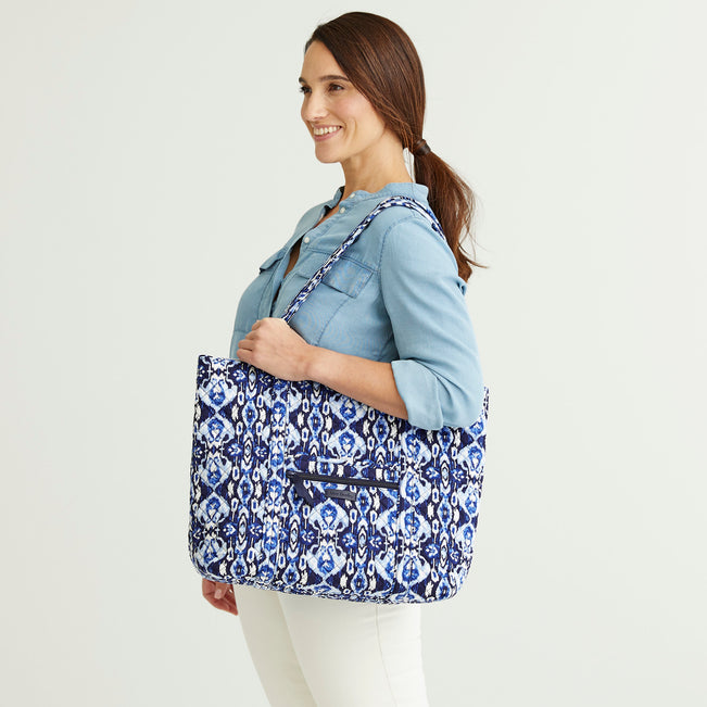 Vera Tote Bag